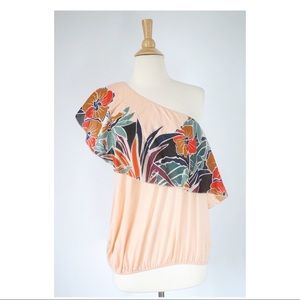 ❤️SOLD❤️NWT, Free People one shoulder, size M